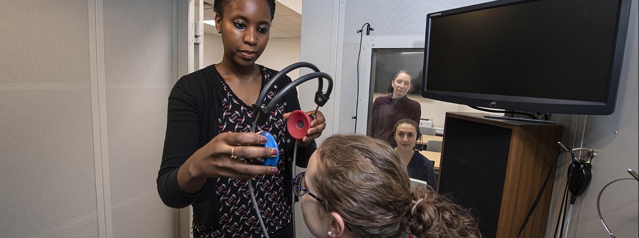 students in SHRS lab